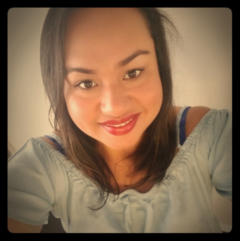 Meet your Posher, Cynthia